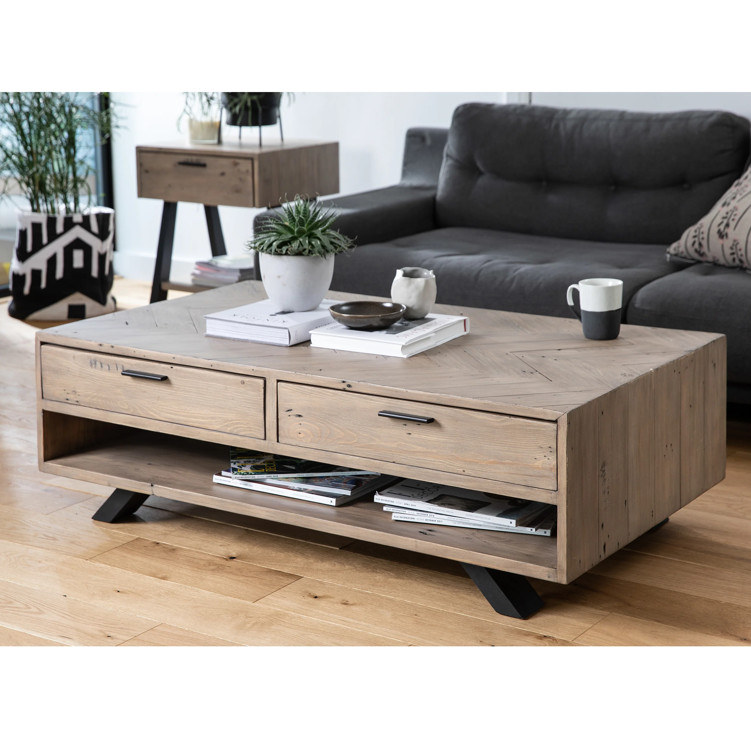 Viva Coffee Table
