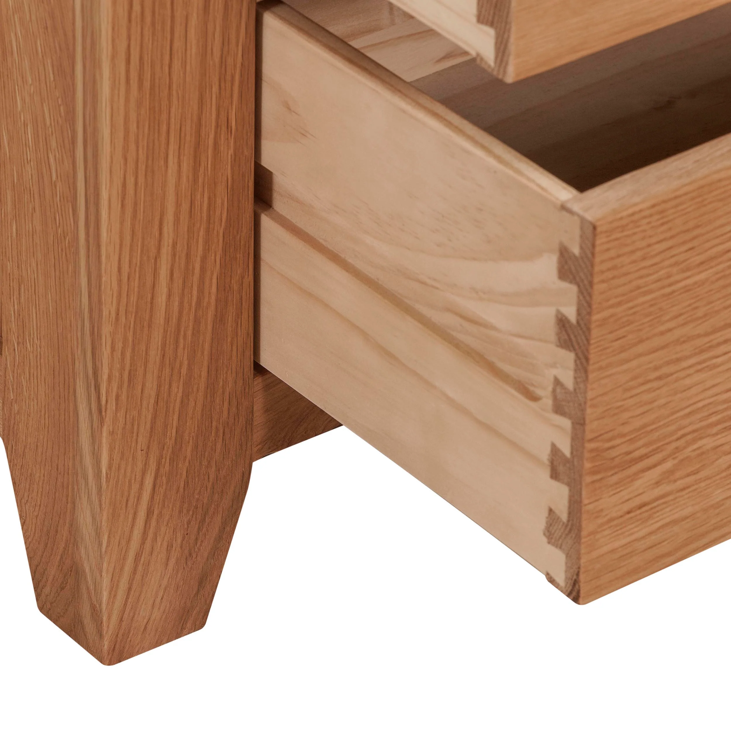 Cambridge Oak 2 Over 3 Chest Of Drawers - Image 9