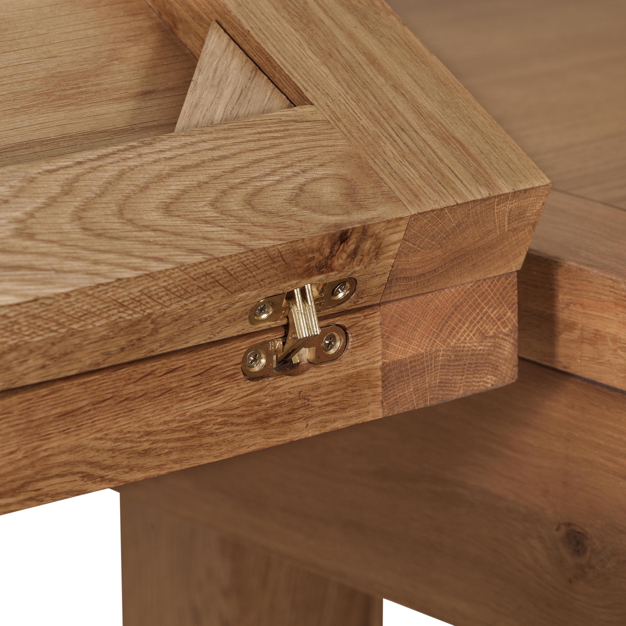 Cambridge Oak Round Extending Dining Table (1.1 m-1.5 m) - Image 8