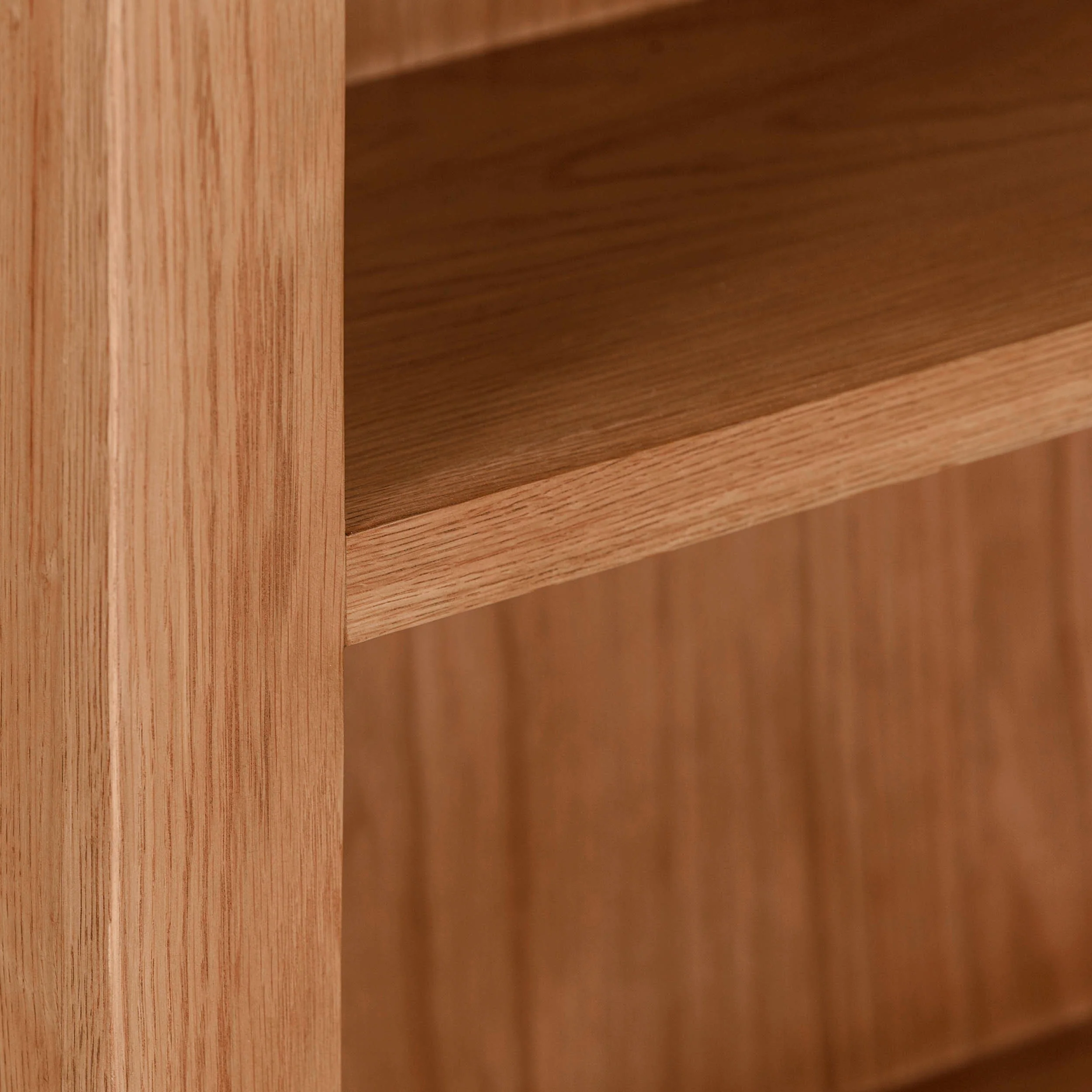 Cambridge Oak Small Bookcase (0.9 m) - Image 5