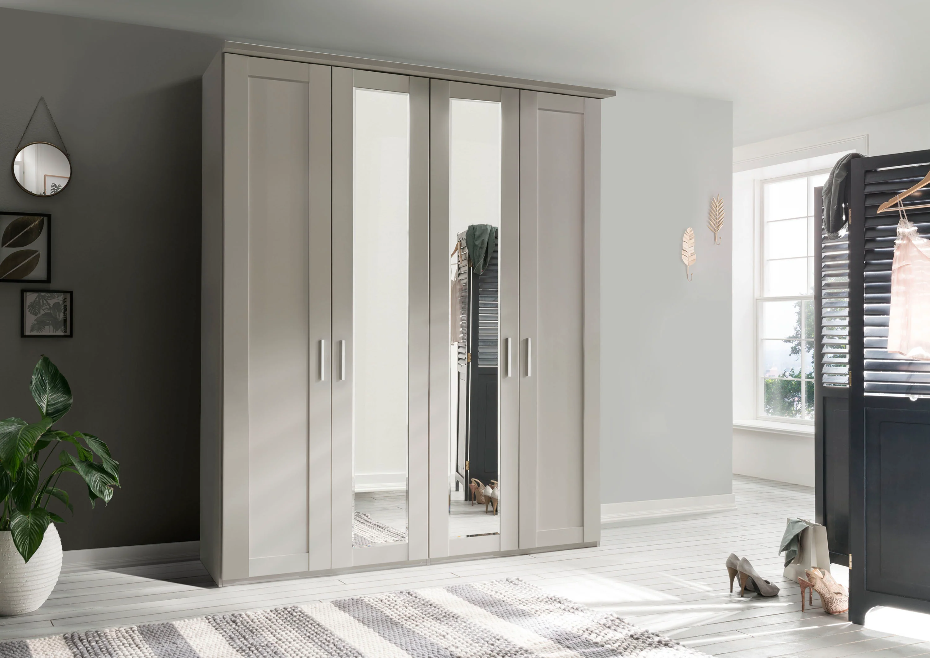 Cambridge Wiemann 6 Door Wardrobe - Image 2