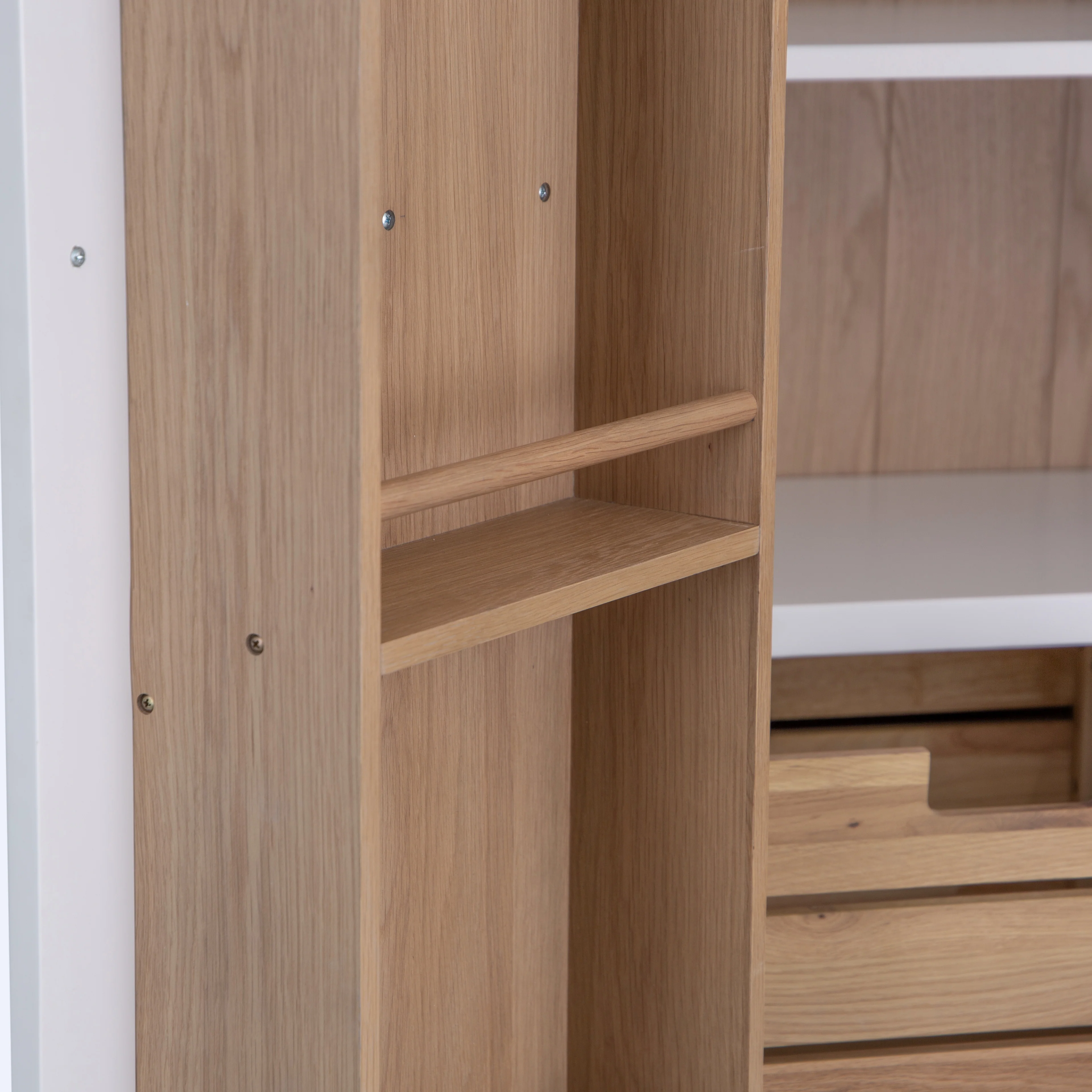 Clover Painted Double Larder - Image 12