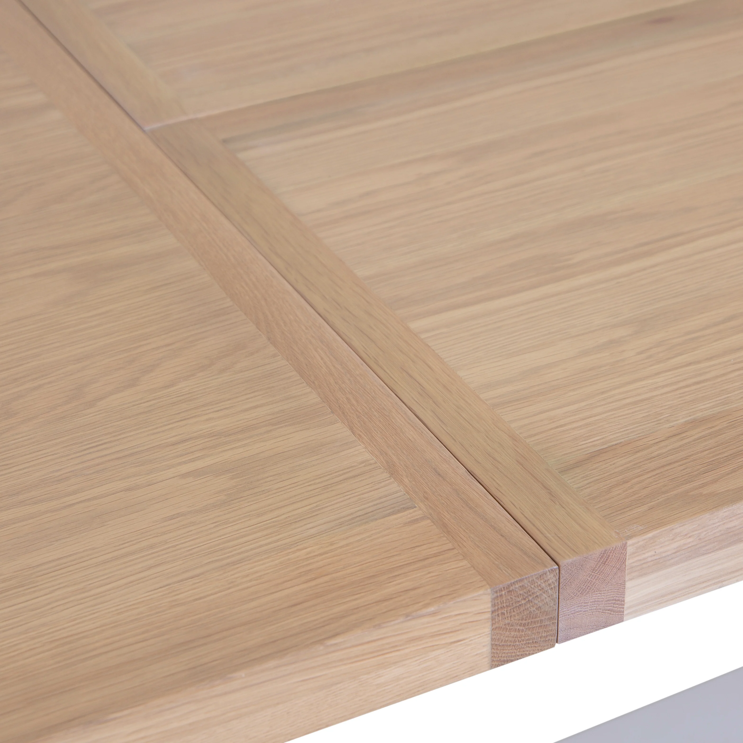 Clover Painted Large Extending Dining Table (2.2 m-2.6 m) - Image 8