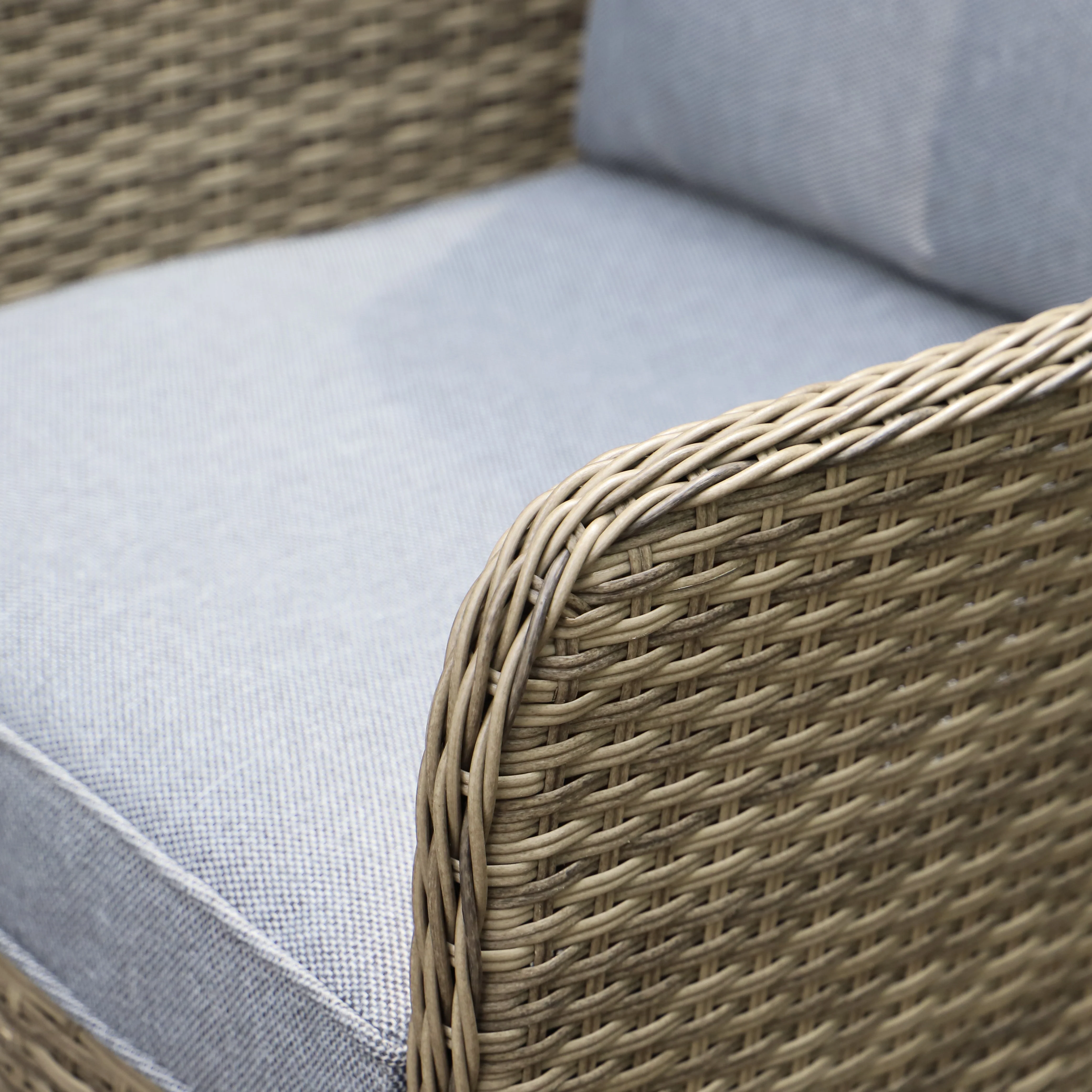 Milan Garden Reclining Lounge Companion Set - Image 11