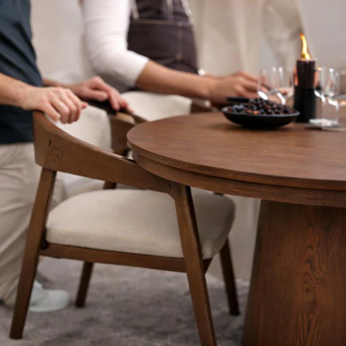 Nook Extending Oval Dining Table | Walnut - Image 8