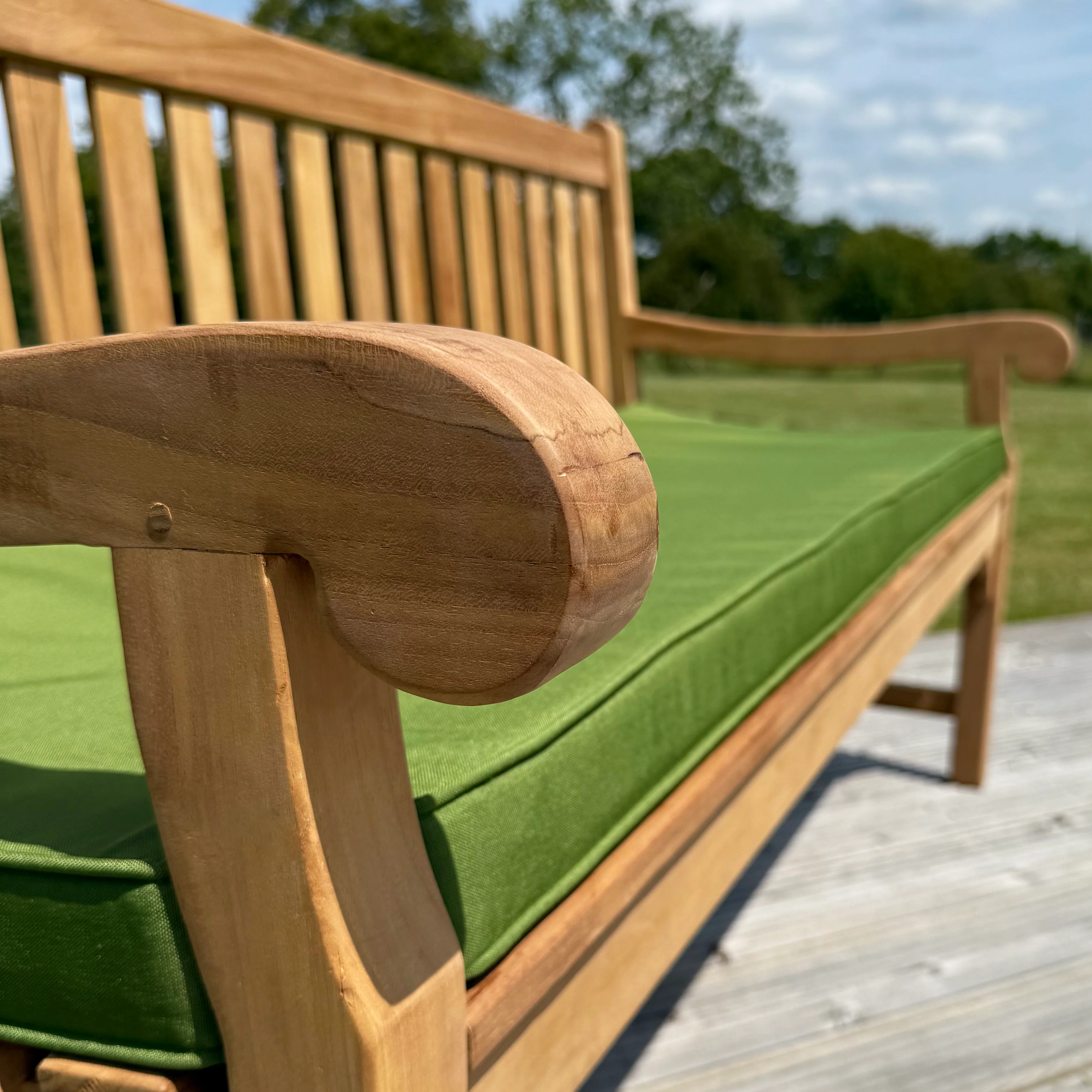 Westminster Large Teak Classic Garden Bench With Cushion - Image 6